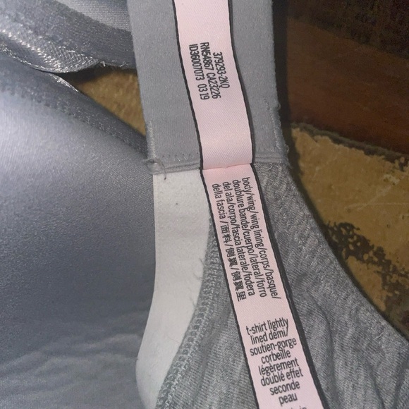 Victoria’s Secret T Shirt Lightly Lined Underwire Demi Gray Bra 34DDD - Picture 11 of 12